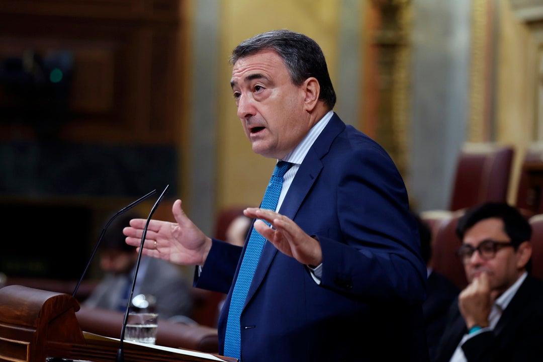 Aitor Esteban: "Si hay que elegir entre Feijóó y amnistía, pues amnistía" Aitor Esteban: "Si hay que elegir entre Feijóó y amnistía, pues amnistía"