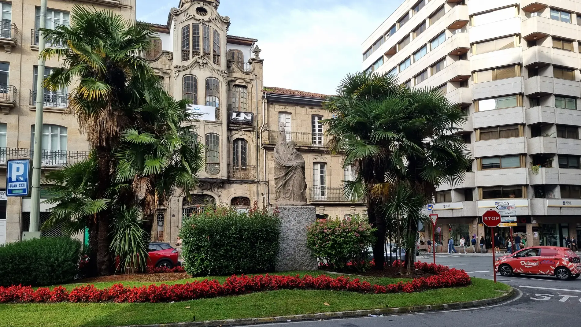 Jácome proporá o nome de Praza Antonio Valencia á rotonda da estatua de San Rosendo 
