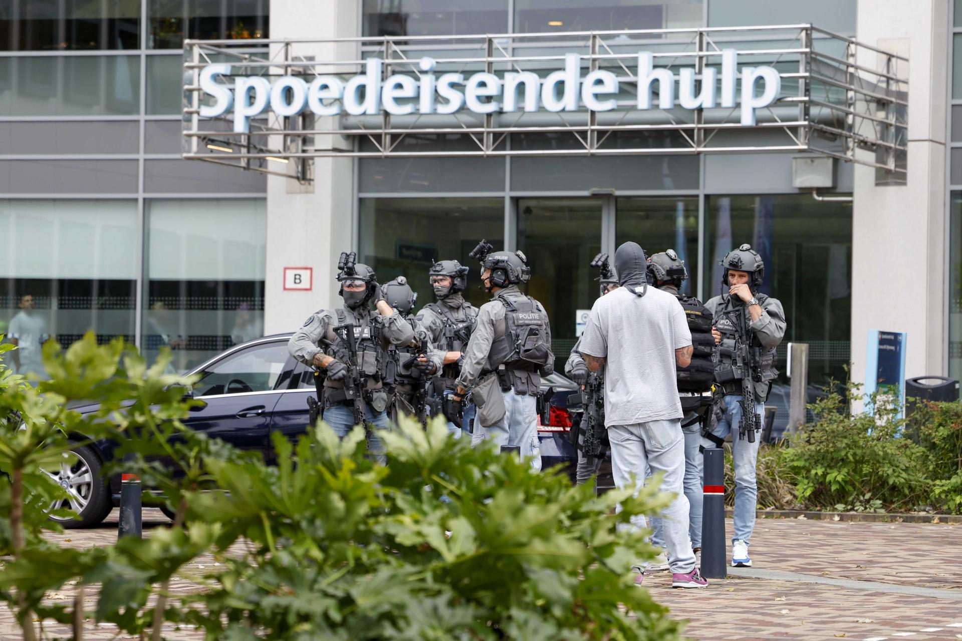 Al menos tres muertos en dos tiroteos en Rotterdam Al menos tres muertos en dos tiroteos en Rotterdam