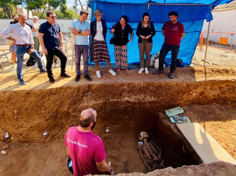 El Ayuntamiento de Castelló rechaza una moción de apoyo a las exhumaciones de víctimas de la guerra civil El Ayuntamiento de Castelló rechaza una moción de apoyo a las exhumaciones de víctimas de la guerra civil