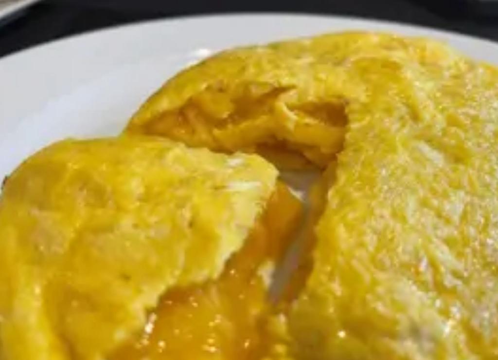 ¿Cuál es la mejor tortilla de patata? Nos lo explica el prestigioso crítico gastronómico Rafael García Santos ¿Cuál es la mejor tortilla de patata? Nos lo explica el prestigioso crítico gastronómico Rafael García Santos