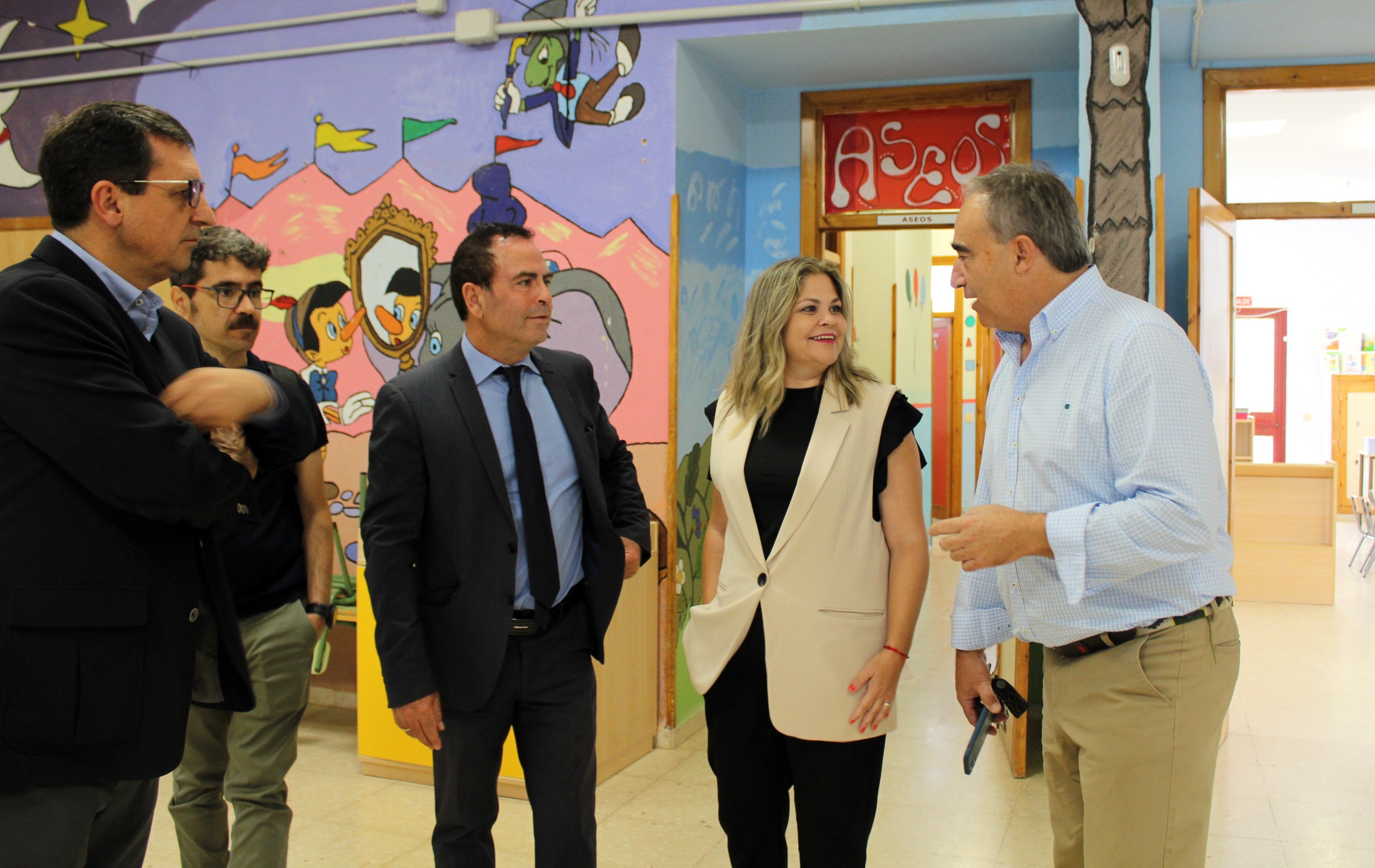El Gobierno regional ha invertido 1,6 millones en los colegios este verano El Gobierno regional ha invertido 1,6 millones en los colegios este verano
