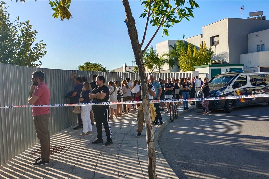 El menor acusado de la agresión en el IES de Jerez pasa a disposición de la Fiscalía El menor acusado de la agresión en el IES de Jerez pasa a disposición de la Fiscalía