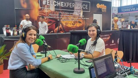 Irene Ruiz, concejala de turismo y cultura de Elche, con Mayte Vilaseca