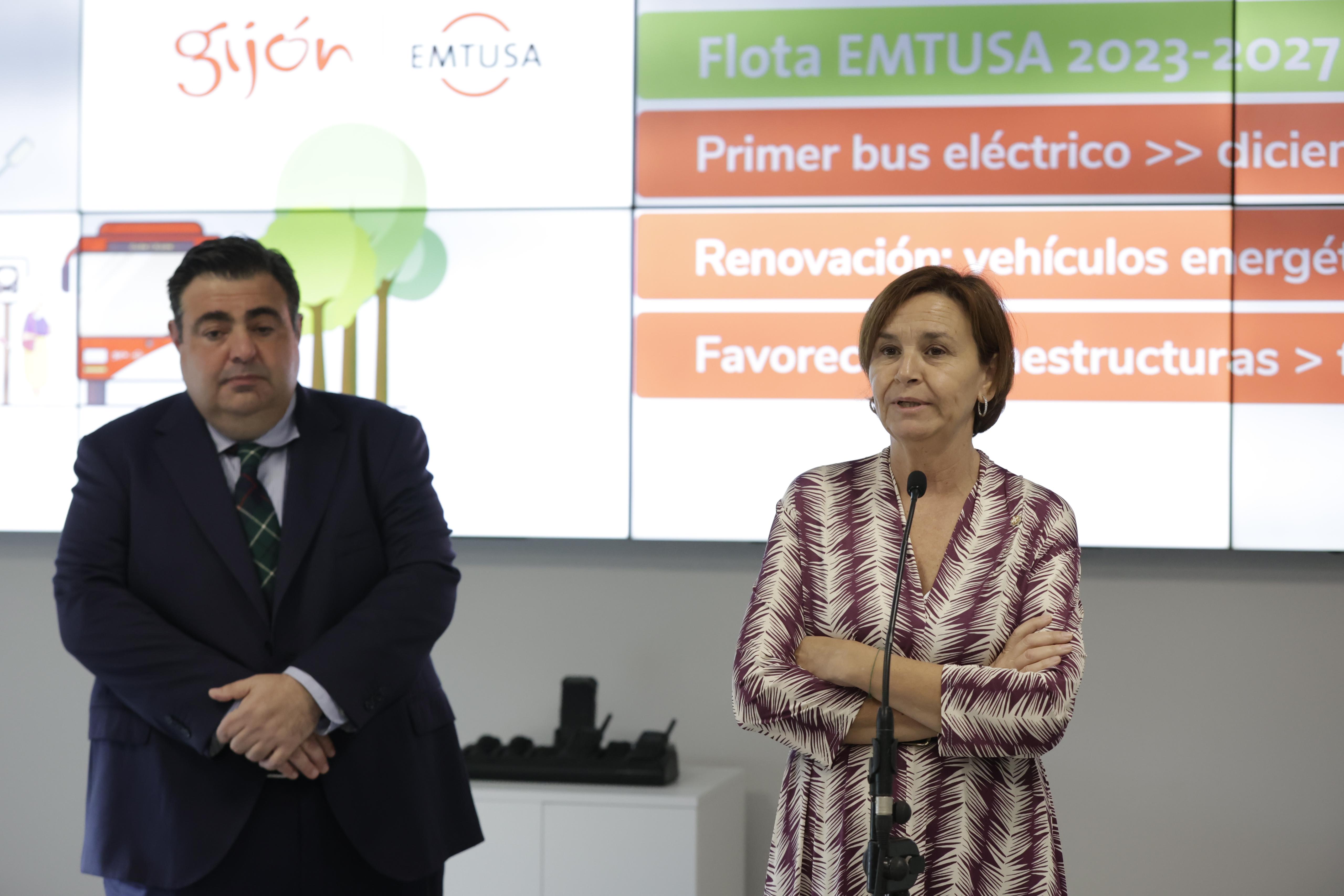 El Gobierno local quiere blindar la compra de 37 autobuses para Emtusa en este mandato El Gobierno local quiere blindar la compra de 37 autobuses para Emtusa en este mandato