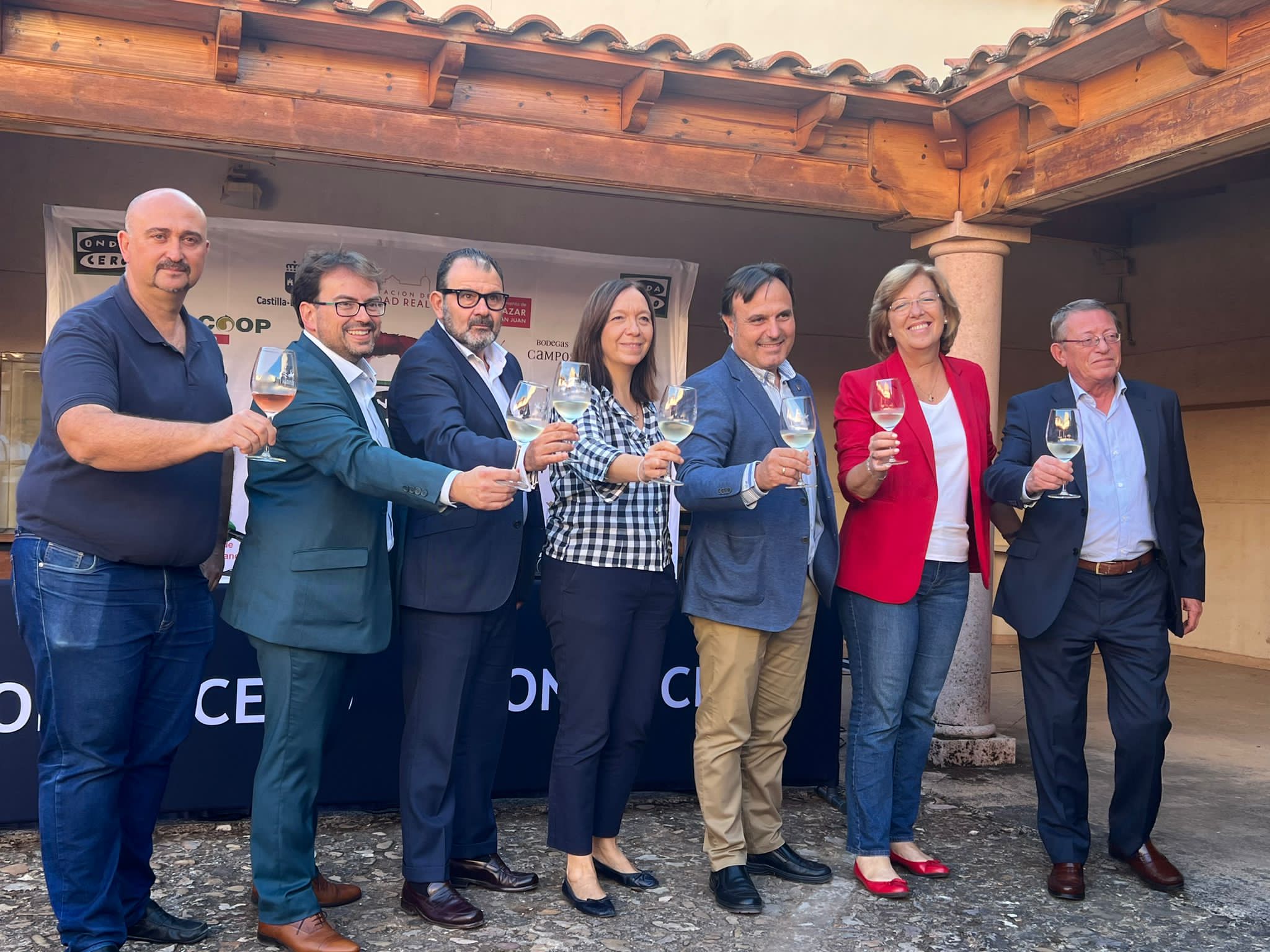Onda Cero y DO La Mancha se vuelcan con la "Fiesta de la Vendimia" en Ciudad Real y Cuenca Onda Cero y DO La Mancha se vuelcan con la "Fiesta de la Vendimia" en Ciudad Real y Cuenca
