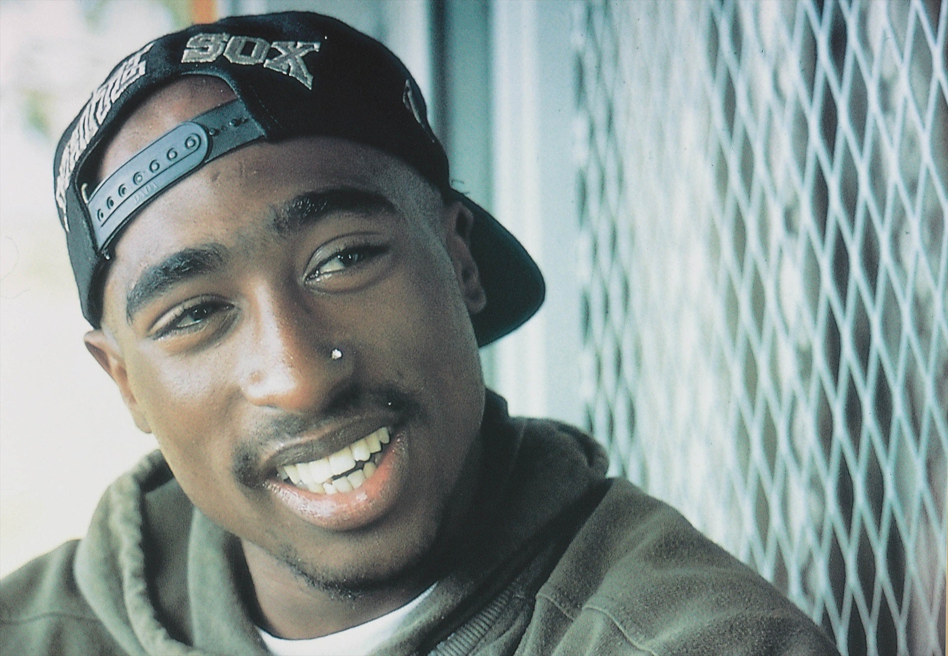 El rapero Tupac en una foto de archivo El rapero Tupac en una foto de archivo
