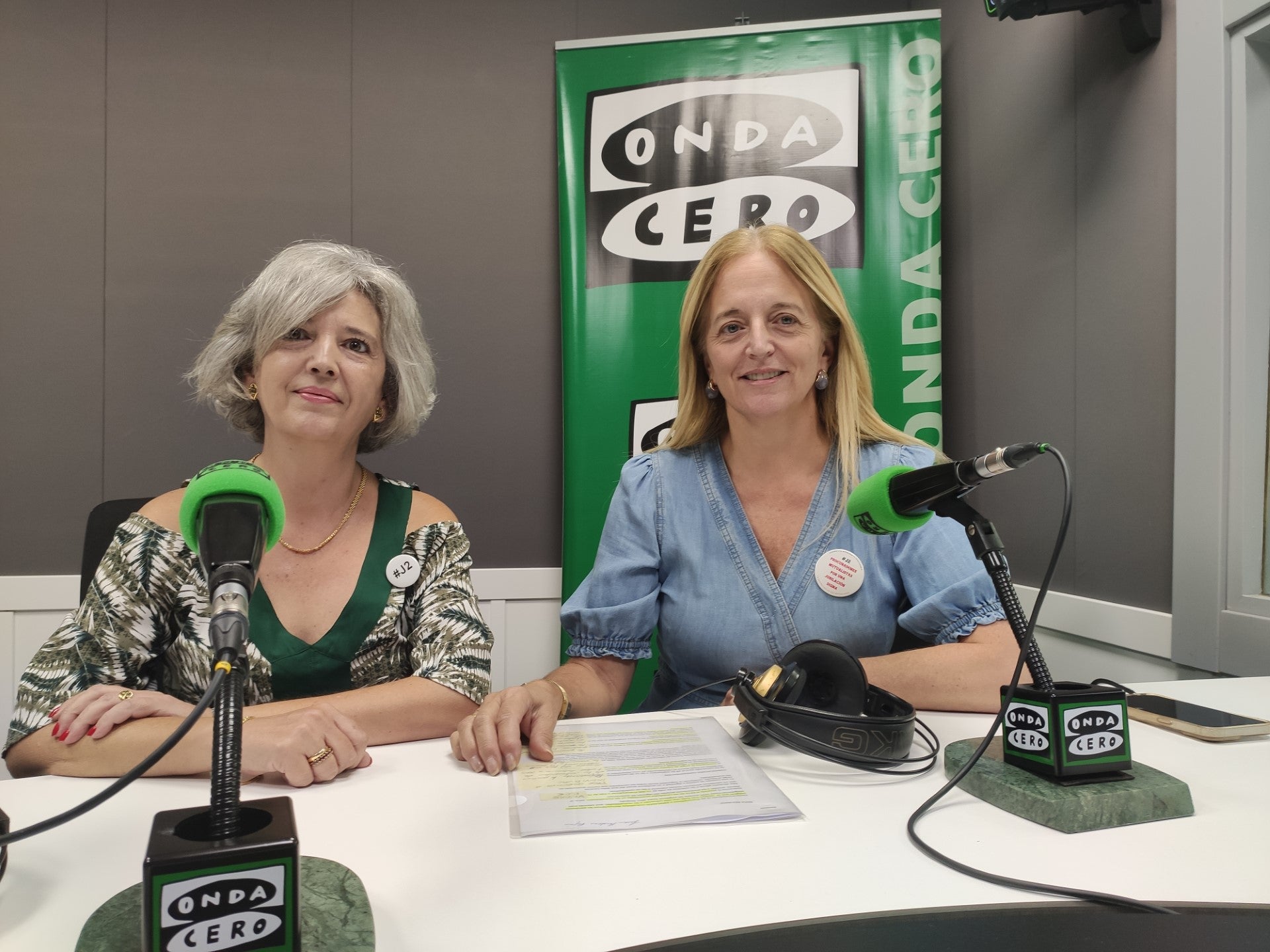 Abogados y procuradores se movilizan en Granada para exigir la pasarela al RETA Abogados y procuradores se movilizan en Granada para exigir la pasarela al RETA
