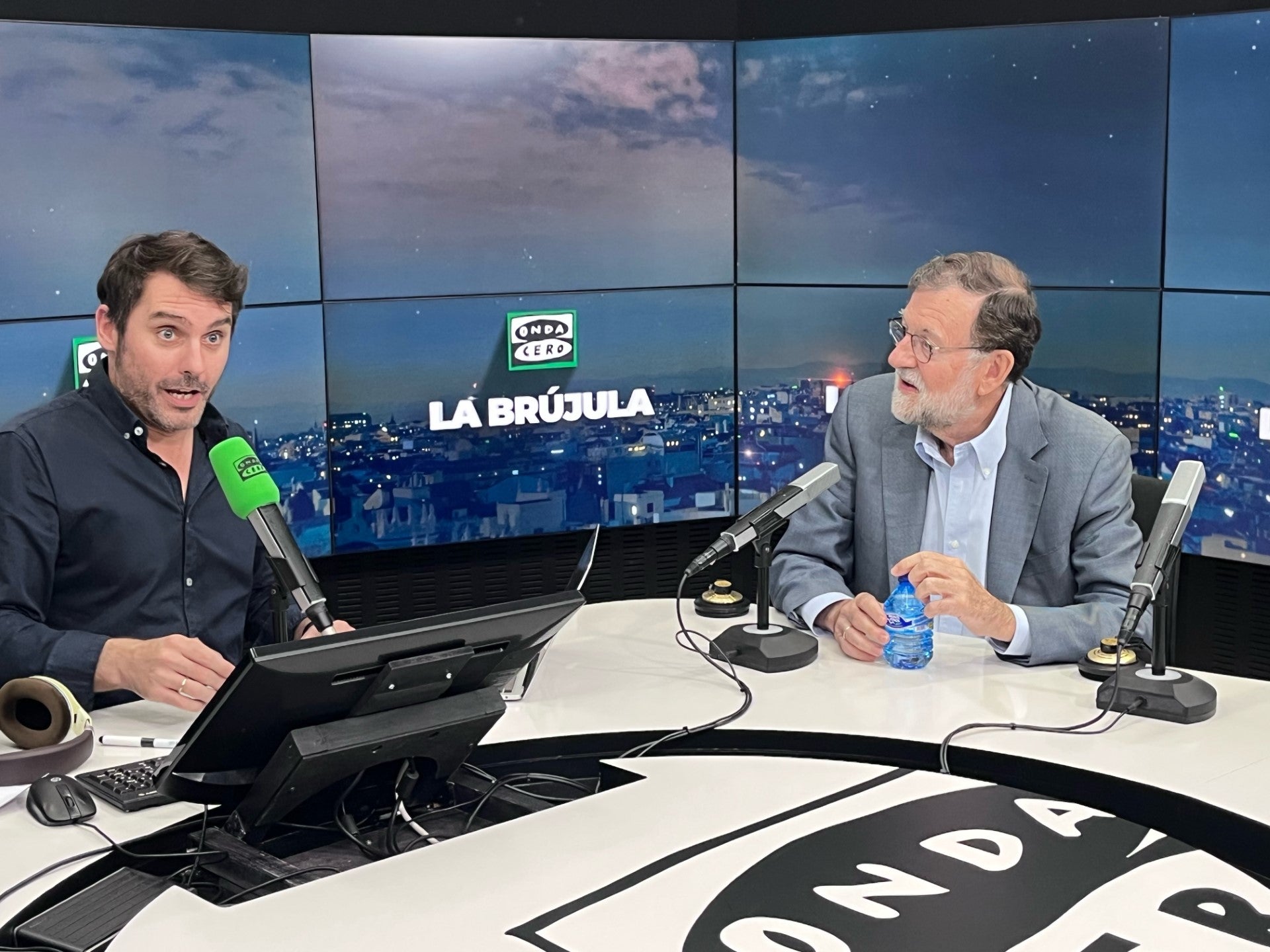 Todos los titulares de la entrevista de Mariano Rajoy con Rafa Latorre en 'La brújula' Todos los titulares de la entrevista de Mariano Rajoy con Rafa Latorre en 'La brújula'