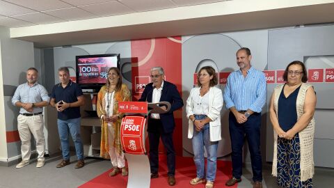 El Psoe hace balance de los 100 d&iacute;as del gobierno tripartito
