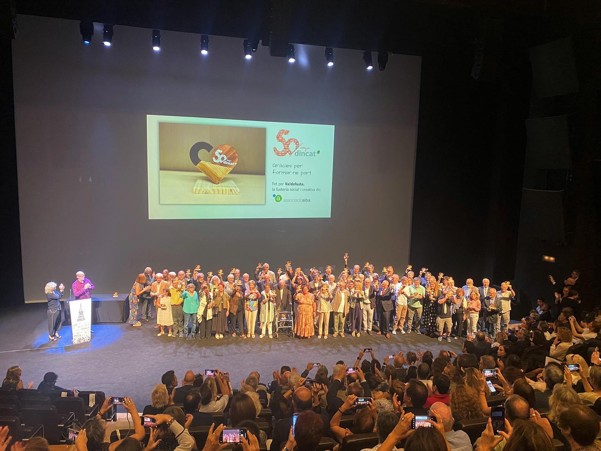 DINCAT: 50 anys al costat dels discapacitats intel·lectuals DINCAT: 50 anys al costat dels discapacitats intel·lectuals