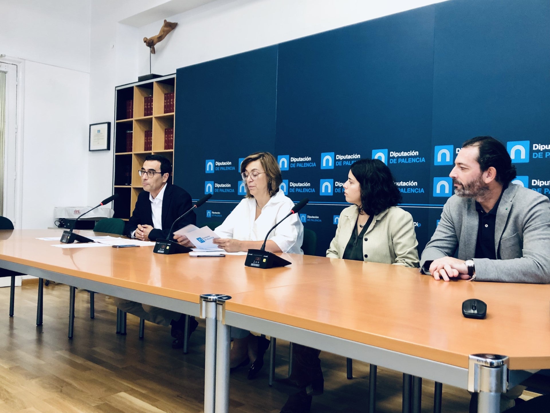 Diputación de Palencia prevé llegar a los 2.873 usuarios con las 14 actividades de Acción Social Comunitaria de este cuarto trimestre Diputación de Palencia prevé llegar a los 2.873 usuarios con las 14 actividades de Acción Social Comunitaria de este cuarto trimestre
