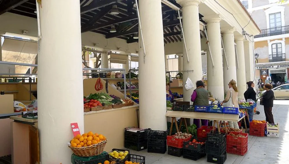 El Mercat Vell enclavado en el barrio de la Marina de la ciudad de Ibiza El Mercat Vell enclavado en el barrio de la Marina de la ciudad de Ibiza