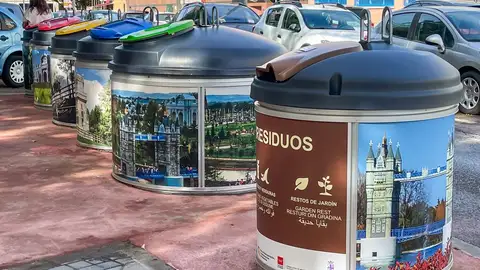 Más de 300 contenedores marrones de recogida de bioresiduos llegan a las calles de Torrejón de Ardoz Isla de contenedores en torrejón de Ardoz