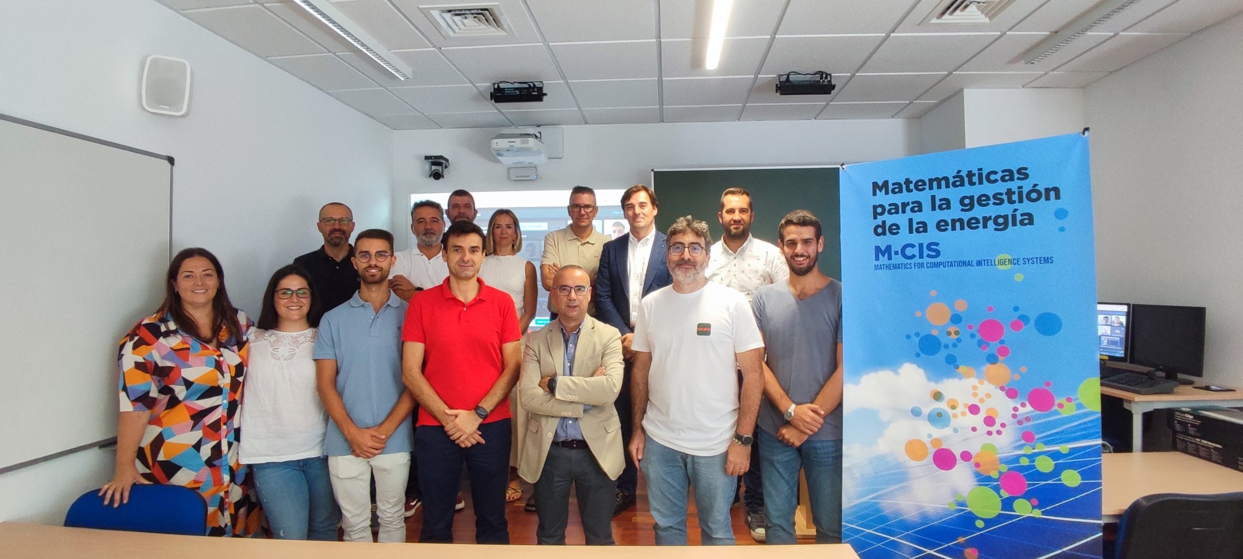 La UCA y GEN Puerto Real continúan su trabajo conjunto por la gestión de energías renovables La UCA y GEN Puerto Real continúan su trabajo conjunto por la gestión de energías renovables