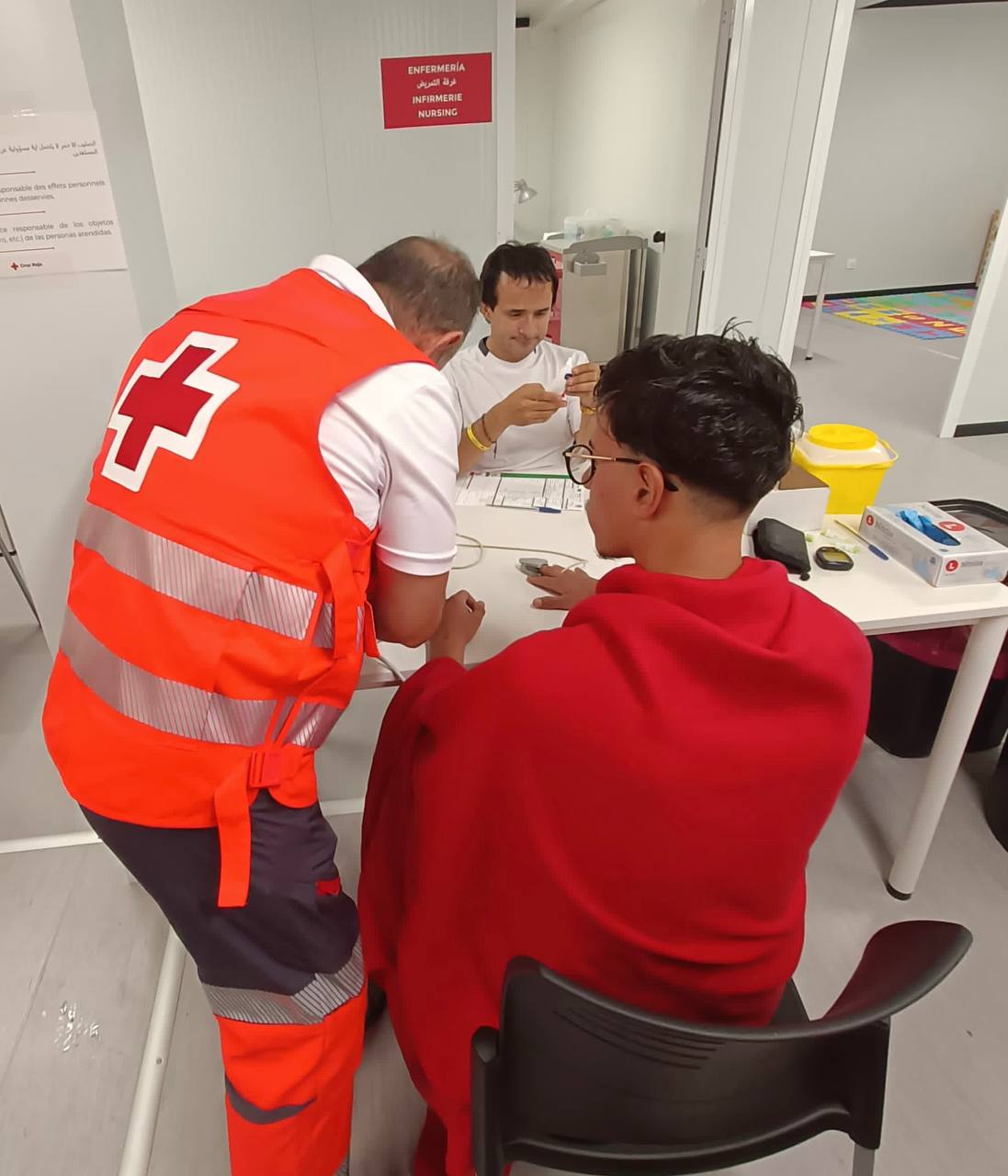 Dos pateras de migrantes interceptadas en Benidorm y Villajoyosa Dos pateras de migrantes interceptadas en Benidorm y Villajoyosa