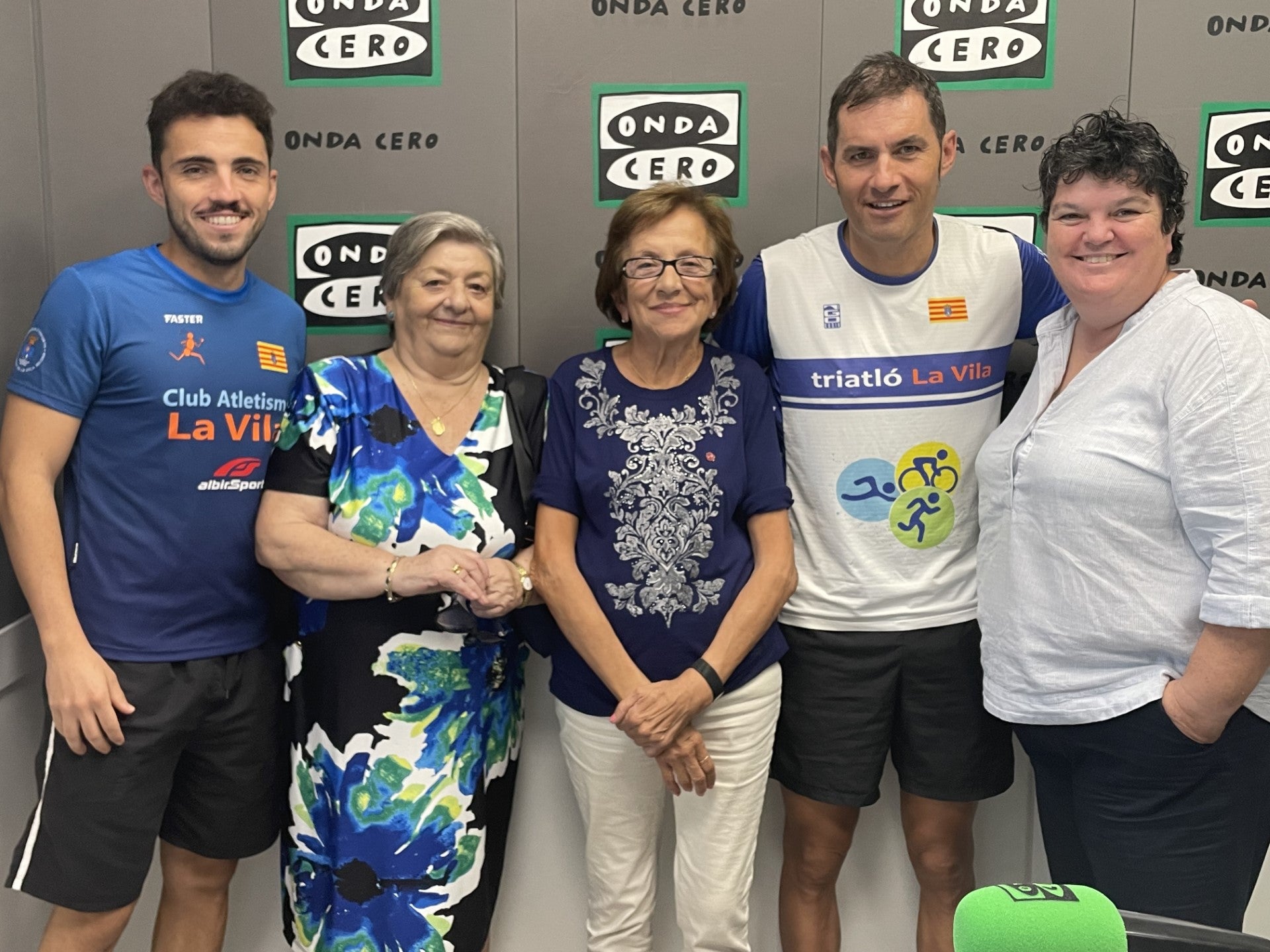 Deporte y solidaridad en la 'Cursa popular i volta a peu de la Vila Joiosa' Deporte y solidaridad en la 'Cursa popular i volta a peu de la Vila Joiosa'