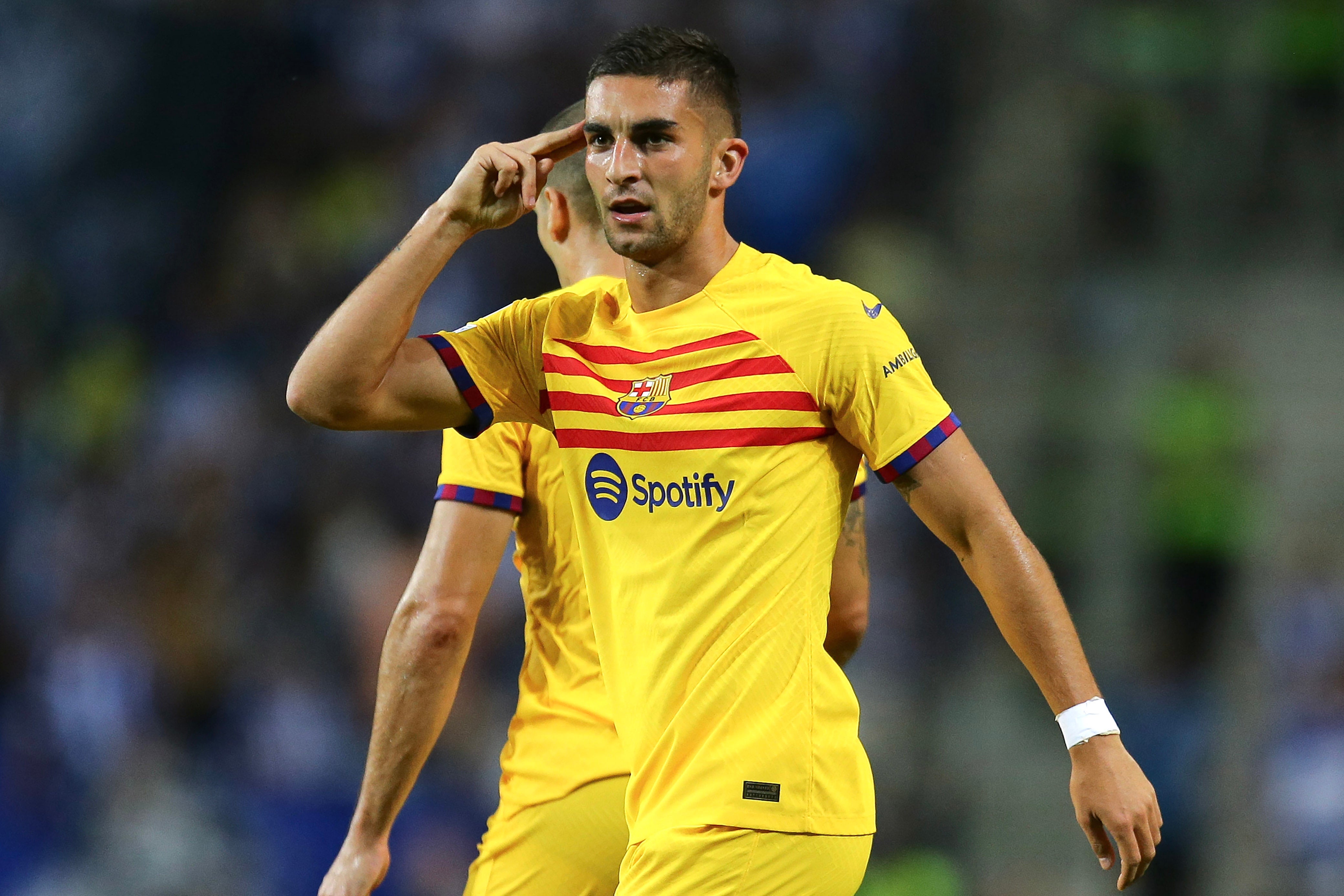 Oporto vs Barcelona: Ferran ilumina al Barça en Do Dragao Oporto vs Barcelona: Ferran ilumina al Barça en Do Dragao