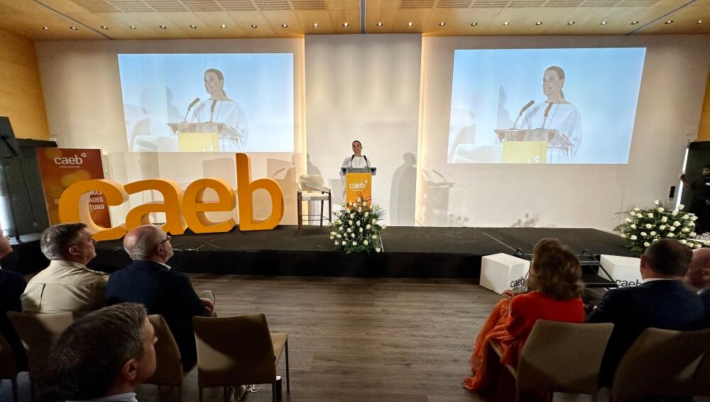 Prohens se comprometió también a avanzar en la simplificación administrativa y la reducción de la burocracia 