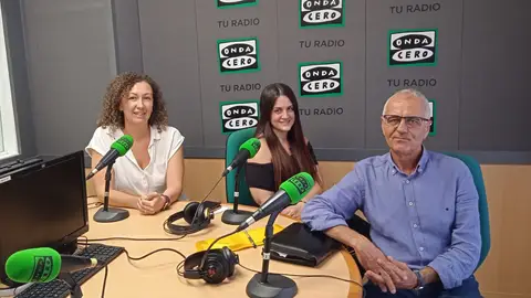 Diamar Mira, Tamara Mañas y Javier Puebla Diamar Mira, Tamara Mañas y Javier Puebla