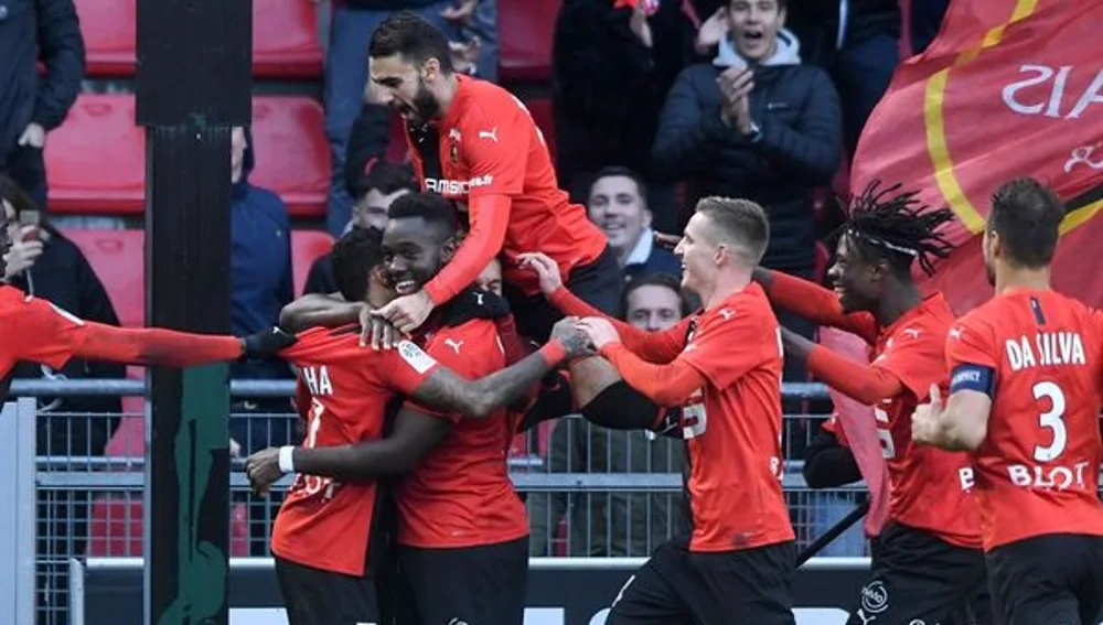 El Stade de Rennes celebra un gol El Stade de Rennes celebra un gol