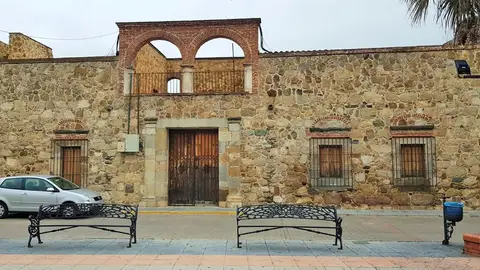 Cinco de los diez municipios con menor renta de España están en la provincia de Badajoz Cinco de los diez municipios con menor renta de España están en la provincia de Badajoz