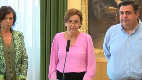 Carmen Moriy&oacute;n anuncia la salida de Vox del gobierno local