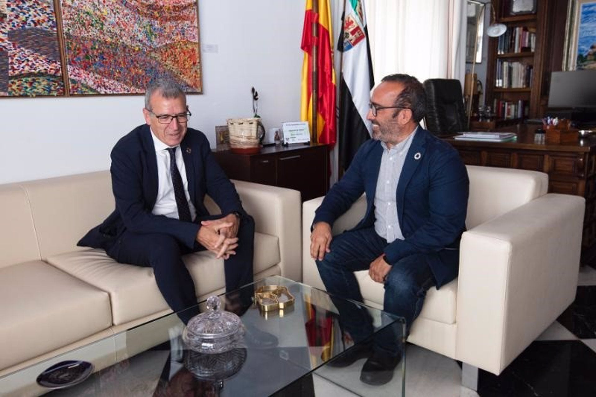 La Diputación de Cáceres y el Ministerio de Reto Demográfico impulsarán proyectos de desarrollo del mundo rural La Diputación de Cáceres y el Ministerio de Reto Demográfico impulsarán proyectos de desarrollo del mundo rural