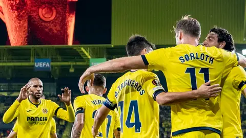 Sorloth y Reina tumban al Rennes Sorloth y Reina tumban al Rennes