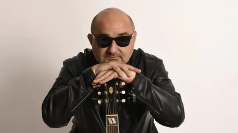 Iván Doménech, Carlos Vesperinas, Héctor González, Silvia Torres y Miguel Ángel Aguiló, primeros ganadores en la categoría de Música de los Vuit d'Agost de Ibiza Iván Doménech, Carlos Vesperinas, Héctor González, Silvia Torres y Miguel Ángel Aguiló, primeros ganadores en la categoría de Música de los Vuit d'Agost de Ibiza