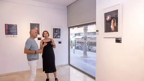 Mamen Cordero presenta 'Emociones' en el Centro Cultural 'Virgen del Carmen' de Torrevieja Exposición fotográfica