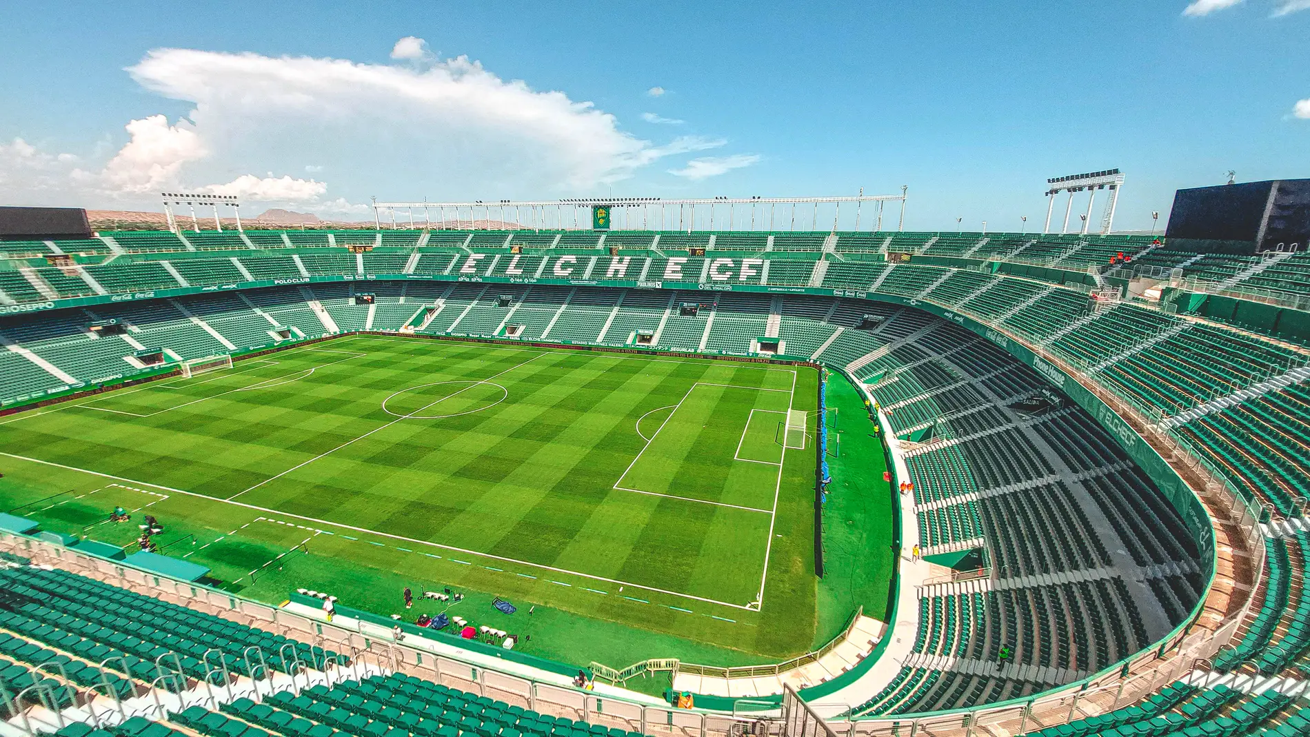 Vista aérea del estadio Martínez Valero