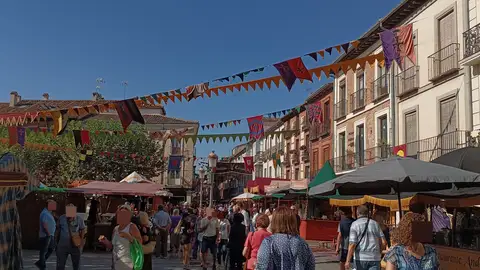 Todo listo para la inauguración oficial esta tarde del Mercado Cervantino de Alcalá de Henares Mercado Cervantino de Alcalá de Henares