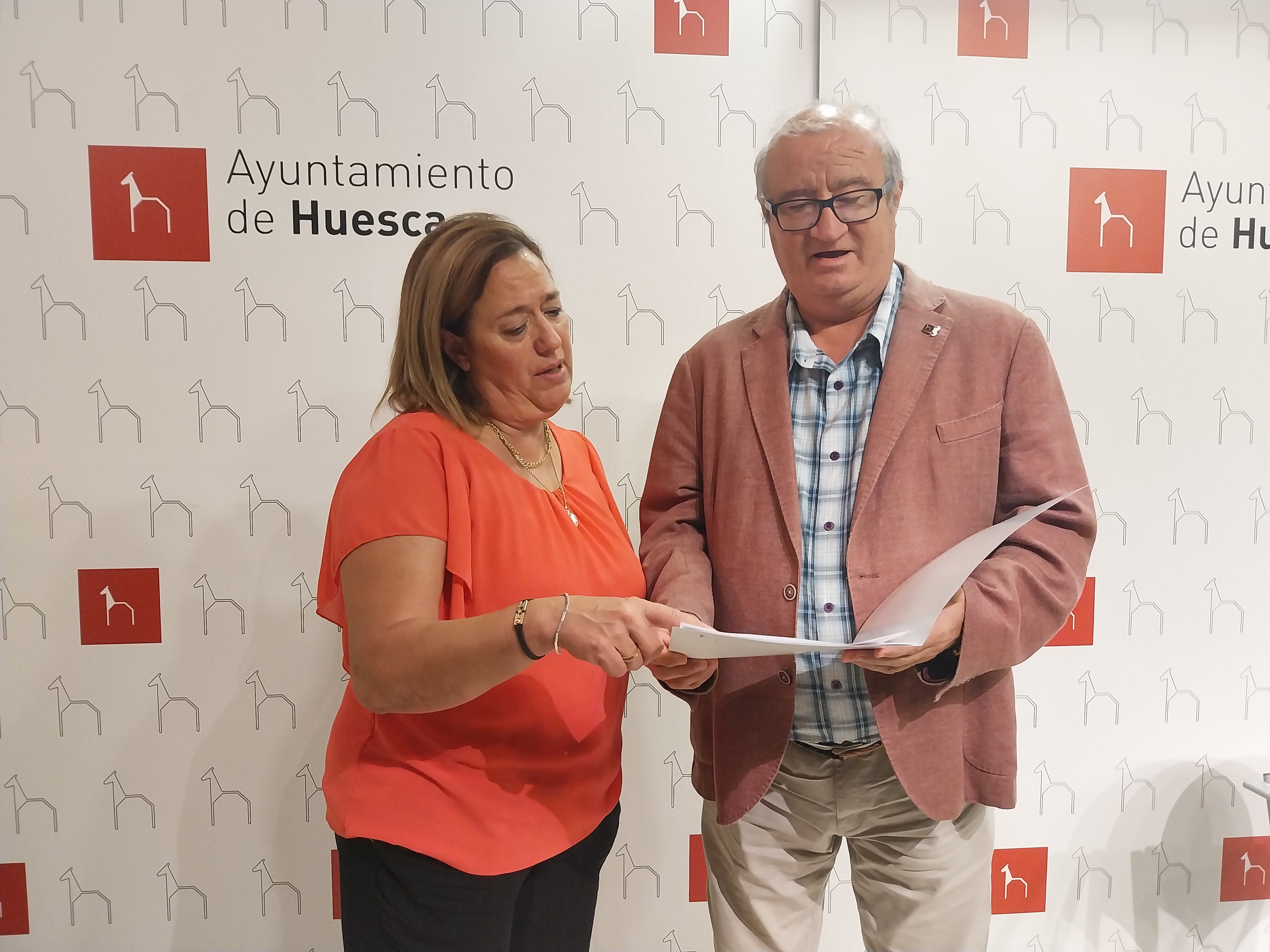 Bus urbano gratuito y familias monoparentales, en las propuestas del PSOE Huesca Bus urbano gratuito y familias monoparentales, en las propuestas del PSOE Huesca