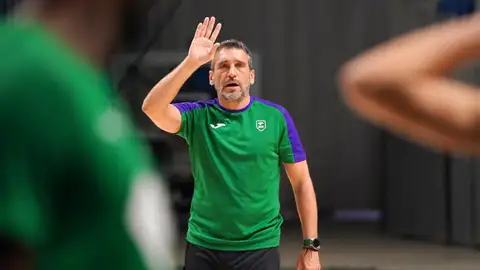 Ibon Navarro, entrenador de Unicaja CB Ibon Navarro, entrenador de Unicaja CB
