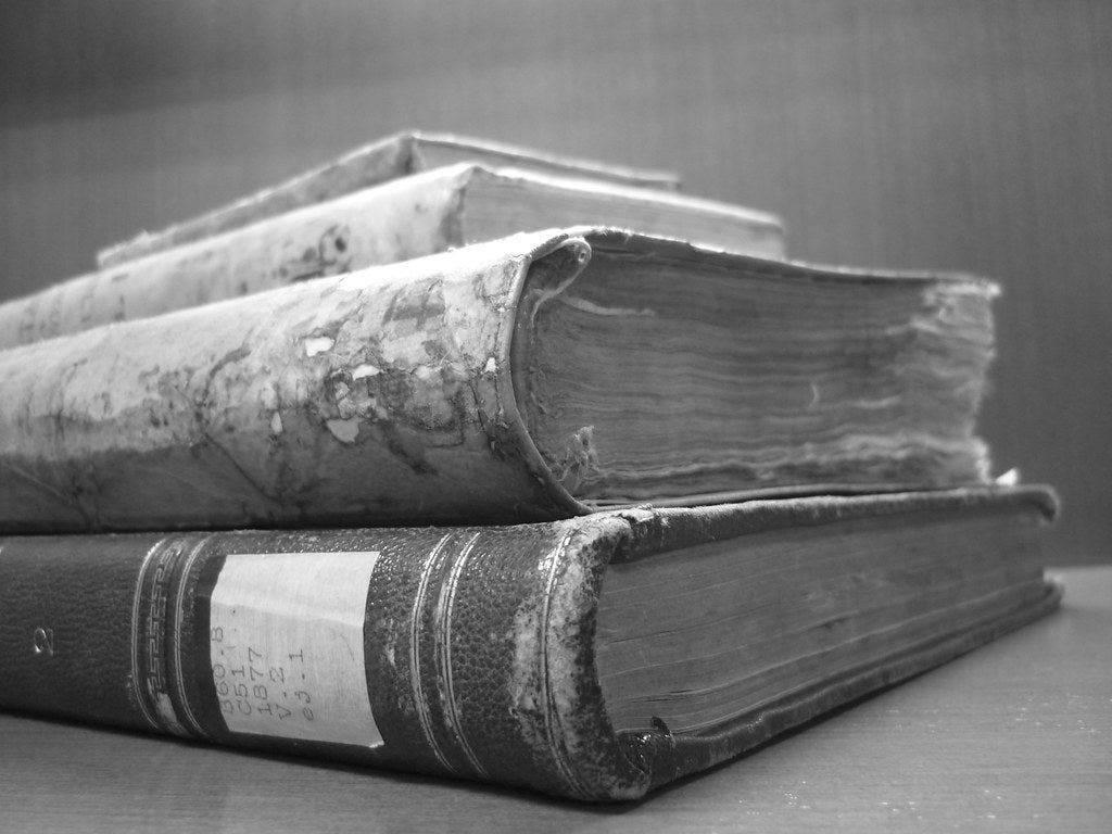 Ane Galindo ha creado un índice de 619 de libros expurgados en la Biblioteca Santa Cruz de Valladolid Ane Galindo ha creado un índice de 619 de libros expurgados en la Biblioteca Santa Cruz de Valladolid
