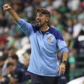 Paunovic valora rechazar la oferta de la UD Almería