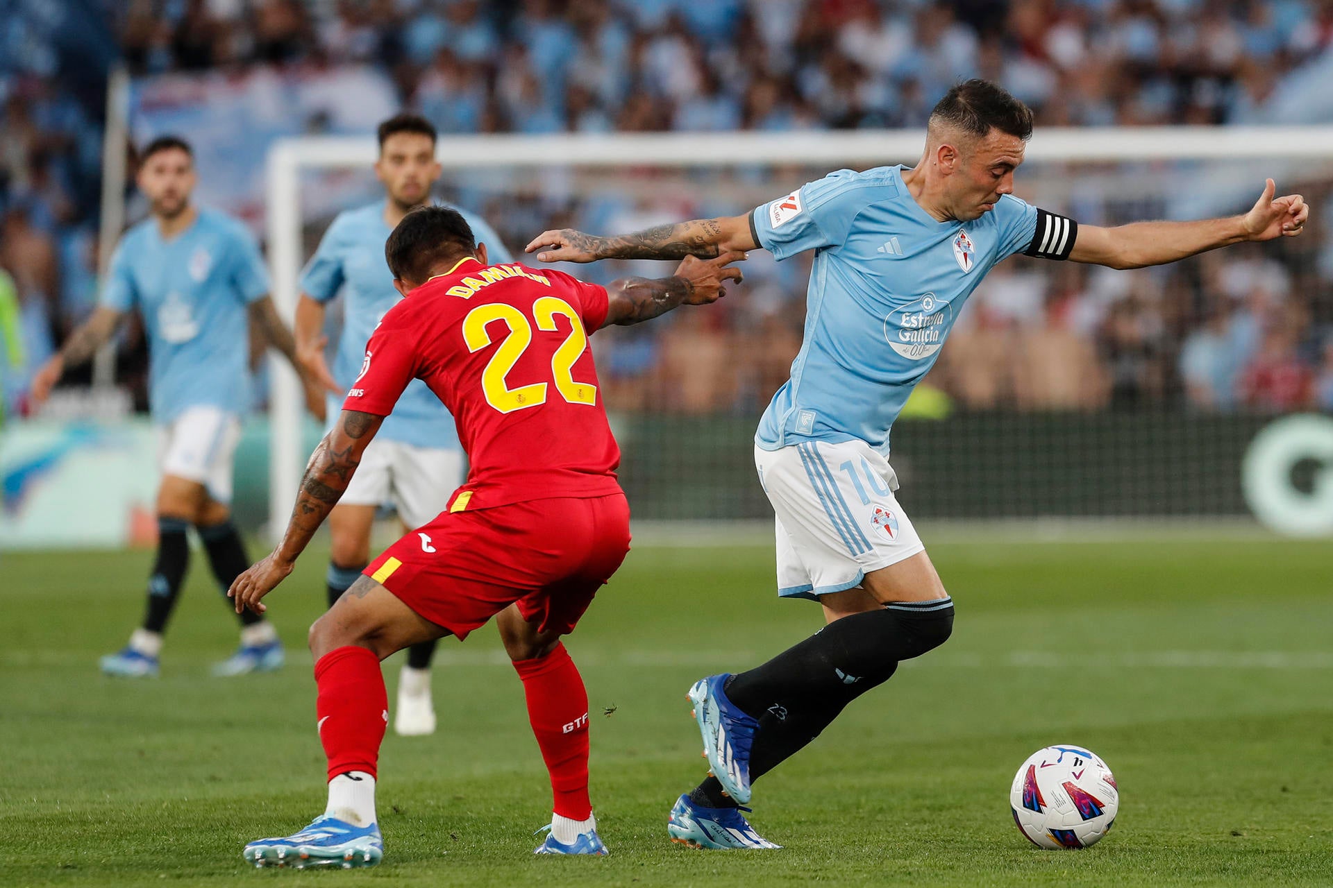 El Getafe aguanta en inferioridad y salva un punto ante el Celta El Getafe aguanta en inferioridad y salva un punto ante el Celta