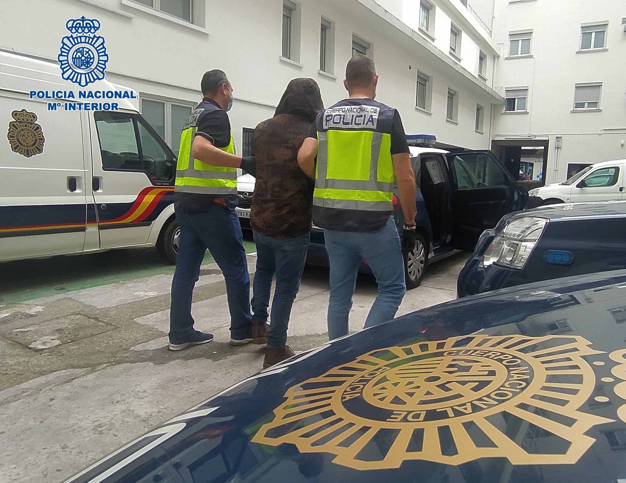 La Policía Nacional detiene a un hombre en Bilbao acusado de tener 1.500 vídeos pedófilos La Policía Nacional detiene a un hombre en Bilbao acusado de tener 1.500 vídeos pedófilos