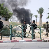 Soldados israelíes durante los ataques al sur del país Soldados israelíes durante los ataques al sur del país