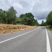 Comenzan os traballos de limpeza das marxenes da OU-510 no Concello de Ourense Comenzan os traballos de limpeza das marxenes da OU-510 no Concello de Ourense