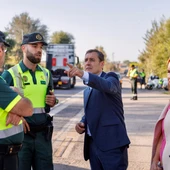 Tierraseca y Raquel García en el control de la Guardia Civil situado en Peralvillo Tierraseca y Raquel García en el control de la Guardia Civil situado en Peralvillo