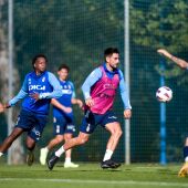10-10-2023 Los jugadores del Oviedo en un entrenamiento