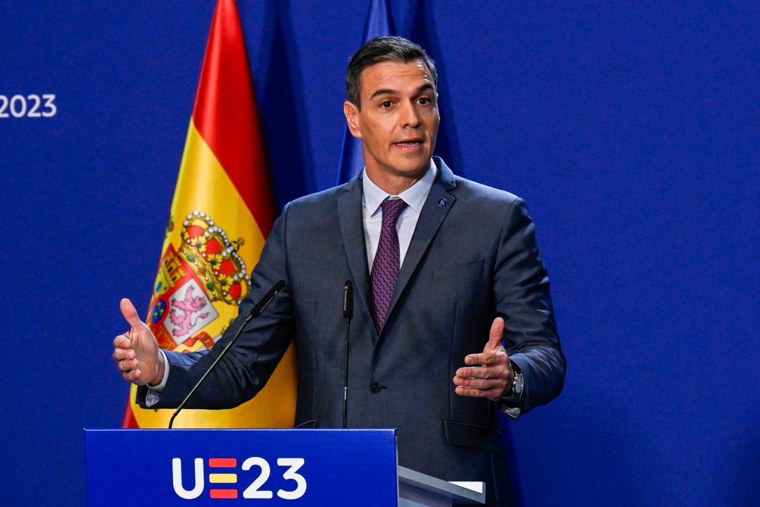Pedro Sánchez continúa con BNG y PNV la ronda de contactos para su investidura Pedro Sánchez continúa con BNG y PNV la ronda de contactos para su investidura