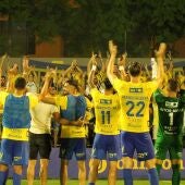 El Orihuela CF deja atrás los puestos de descenso tras vencer al Cartagena B (2-0) 