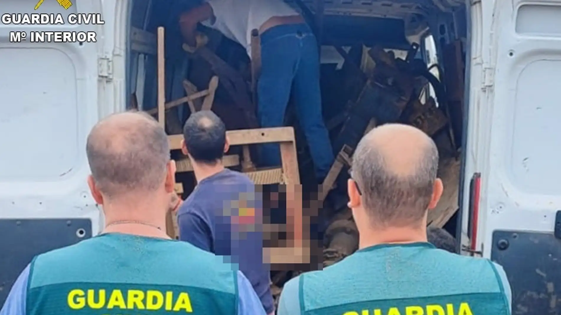 La Guardia Civil detiene a nueve miembros de un grupo organizado al que atribuye 33 robos en fincas agrícolas en Extremadura