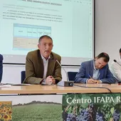 Instantes de la reunión celebrada en el IFAPA de La Merced Instantes de la reunión celebrada en el IFAPA de La Merced