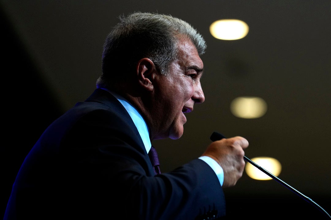 El juez afirma que Laporta hizo pagos a Negreira El juez afirma que Laporta hizo pagos a Negreira