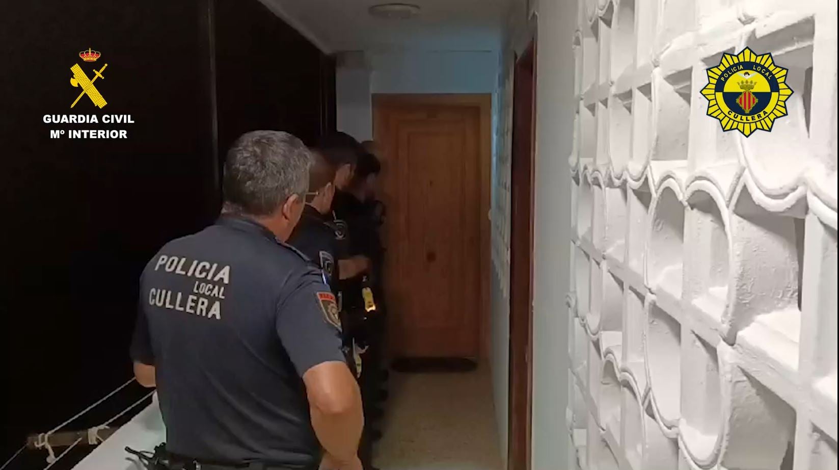 La Guardia Civil libera en Cullera a dos mujeres víctimas de explotación sexual La Guardia Civil libera en Cullera a dos mujeres víctimas de explotación sexual