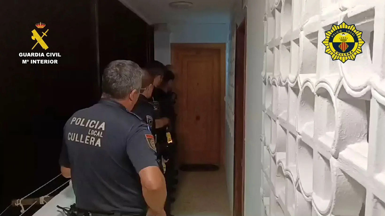 La Guardia Civil libera a dos mujeres explotadas sexualmente en Cullera La Guardia Civil libera a dos mujeres explotadas sexualmente en Cullera